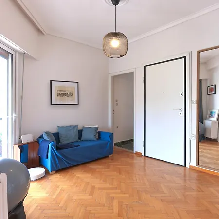 Διαμέρισμα Pagrati With Park View Balcony - Opp Pangrati Grove *